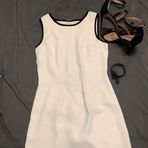 CDC caren desiree company Dress size 4